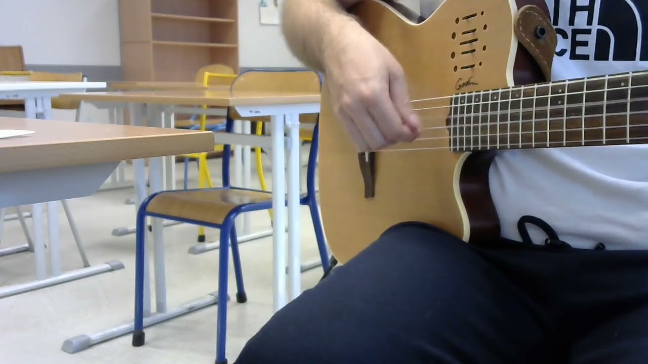 Les marionnettes - chant